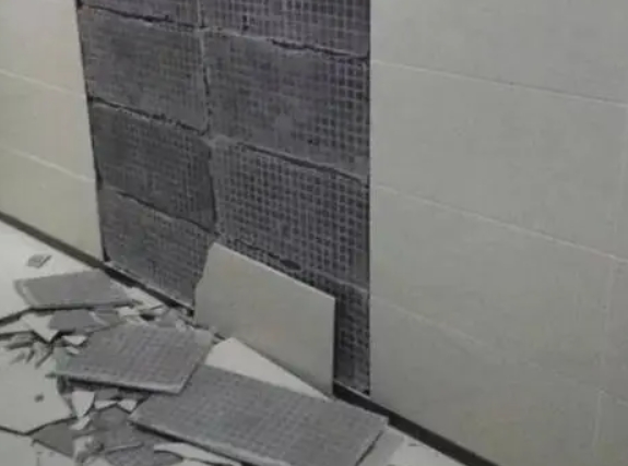 海拉尔瓷砖空鼓维修公司分享下海拉尔墙砖松动维修的知识